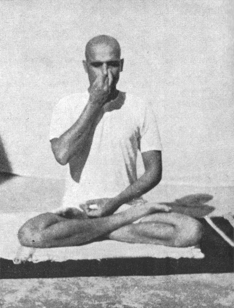 Pranayama Swami Narayanananda
