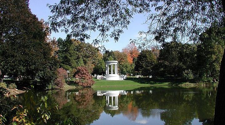 Mary Baker Eddy-Monument